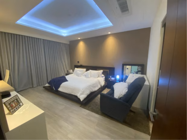 Alquiler de espectacular apartamento en Flats-21, en Condominio Lomas del Valle. - Imagen 16
