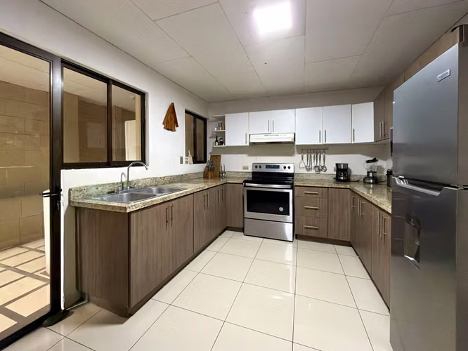 Venta de casa independiente en San Pedro Montes de Oca - Imagen 8