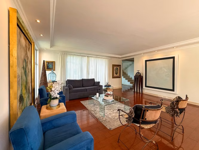 VENTA DE CASA EN CONDOMINIO NUVO CON PISCINA