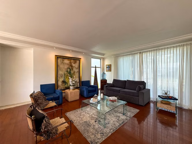 VENTA DE CASA EN CONDOMINIO NUVO CON PISCINA
