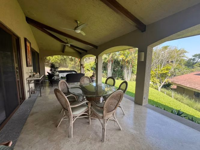 Se vende amplia casa en Condominio Jaragua-Brasil De Mora - Imagen 14