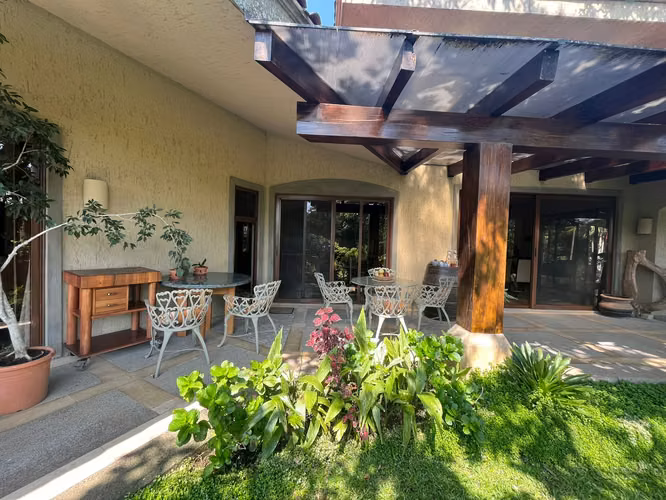 Se vende amplia casa en Condominio Jaragua-Brasil De Mora - Imagen 13