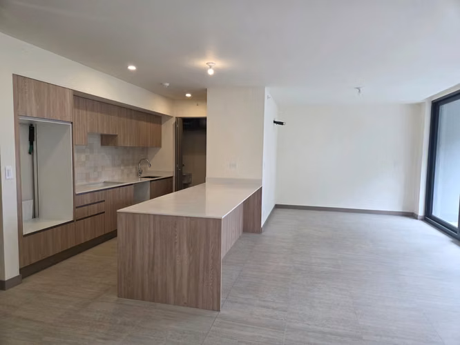 Se vende apartamento en Rohrmoser, Mata Redonda