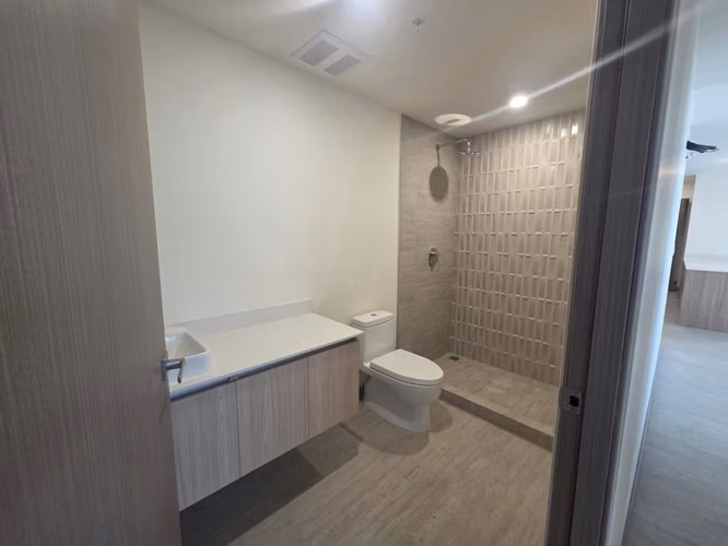 Se vende apartamento en Rohrmoser, Mata Redonda