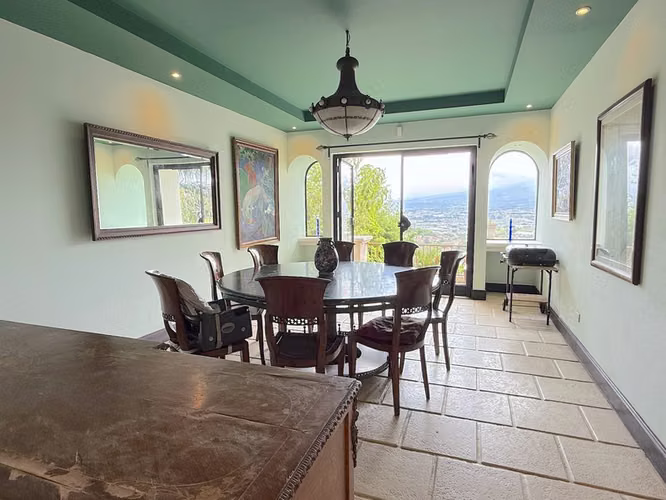 En Alquiler, Icónica Casa Estilo Morisco con Vistas Panorámicas en Escazú – ID25645 - Imagen 8