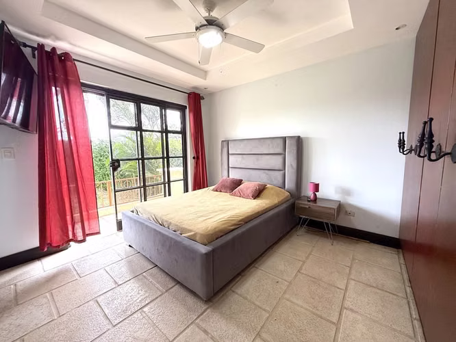 En Alquiler, Icónica Casa Estilo Morisco con Vistas Panorámicas en Escazú – ID25645 - Imagen 14