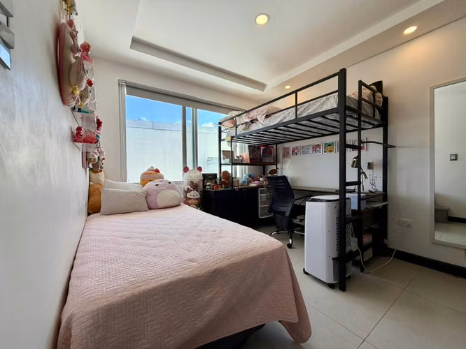 Se vende Casa en Santa Ana.