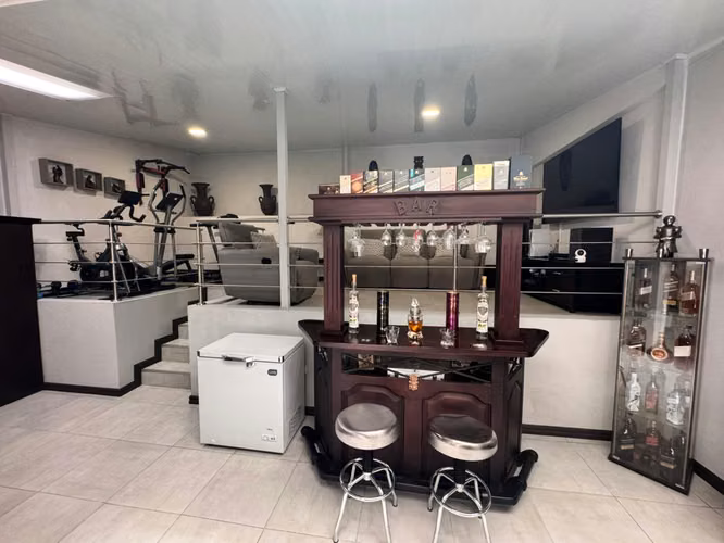 Venta de espectacular casa en condominio en Alajuelita -EU