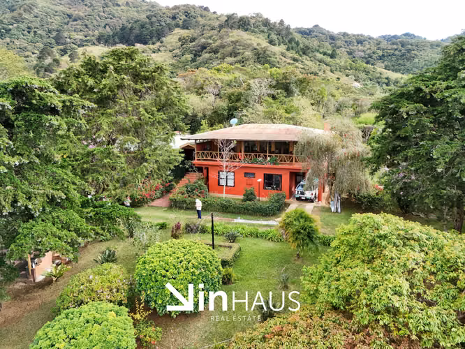 Venta de propiedad con casa, apartamento y cabañas en Higuito de Desamparados -EU - Imagen 5