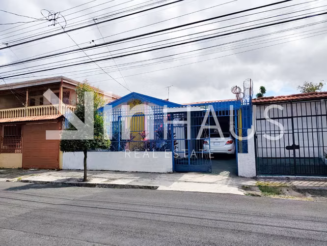 Propiedad en venta en San Sebastián, potencial para uso residencial o comercial AP