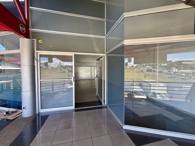 Alquiler de local comercial en Freses, Curridabat - Imagen 13
