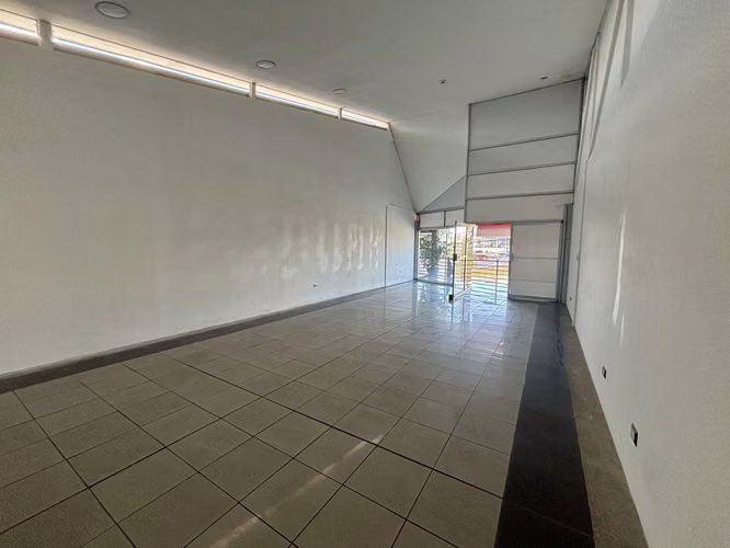Alquiler de local comercial en Freses, Curridabat - Imagen 3