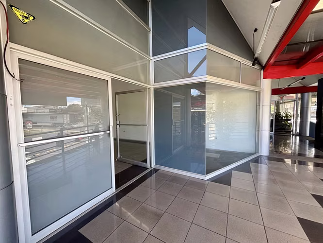 Alquiler de local comercial en Freses, Curridabat - Imagen 14
