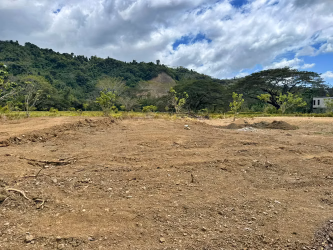 Venta terreno plano cerca de playa, Pueblo Nuevo, Garabito. (MV)