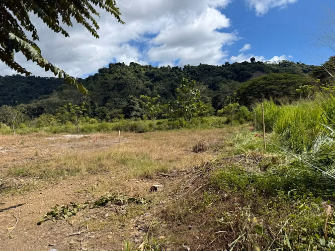 Venta terreno plano cerca de playa, Pueblo Nuevo, Garabito. (MV)