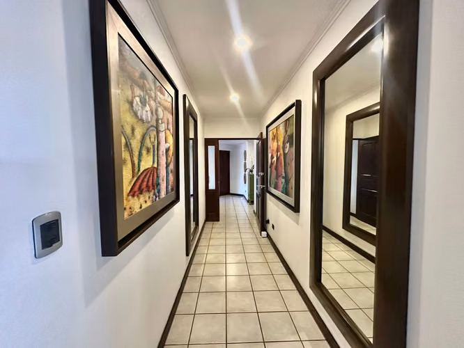 Amplio apartamento en venta en Escazú – 295 m² | Excelente ubicación - Imagen 7
