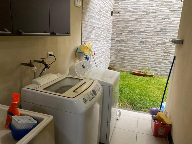 Venta casa Inversión Condominio Rio Oro Santa Ana