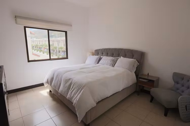 Venta casa Inversión Condominio Rio Oro Santa Ana