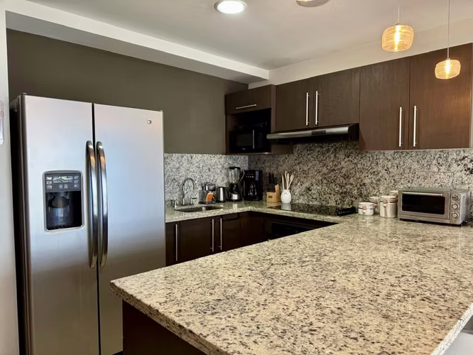 Apartamento amueblado en venta — Torres Paseo Colón | Listo para mudarse o invertir - Imagen 3