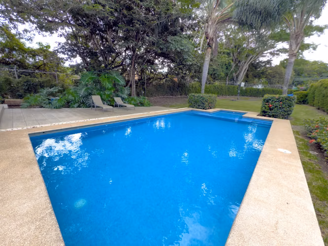 Casa Aura: Moderna casa de 3 pisos en el corazón de Santa Ana - Imagen 20