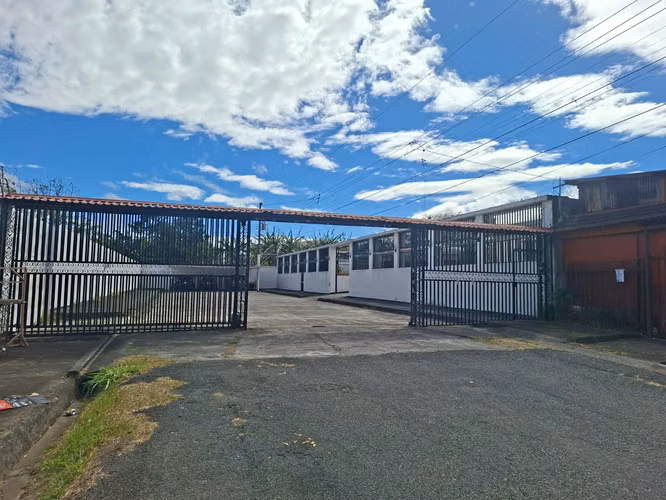 Propiedad 1.820 m² en La Rivera de Belén