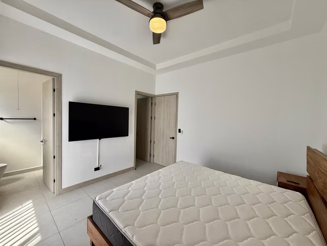 Casa nueva en Lindora para Alquiler SIN MUEBLES