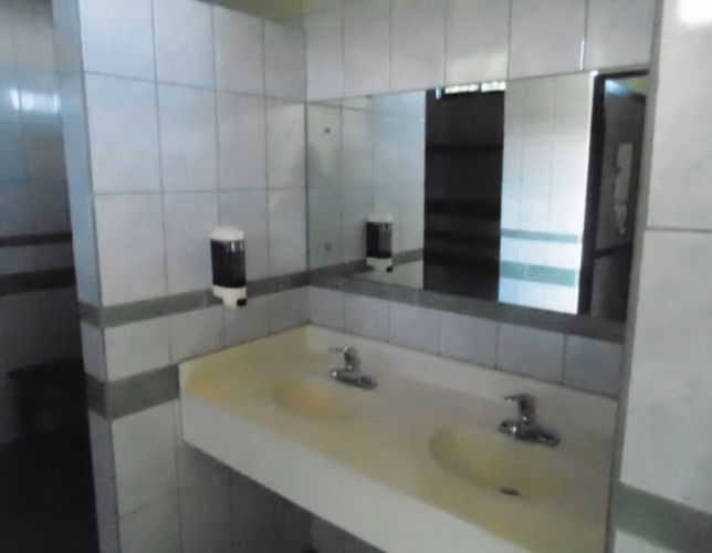 Venta Propiedad de Uso Mixto en Heredia | Salón de Eventos y Cancha 5 - Imagen 13