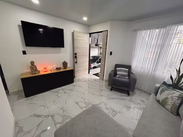 VENTA DE CASA DE UN PISO EN MERCEDES NORTE, HEREDIA