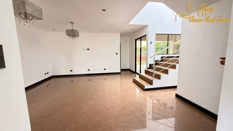 Casa en Alquiler en Residencial Francosta | Amplia  3 Habitaciones