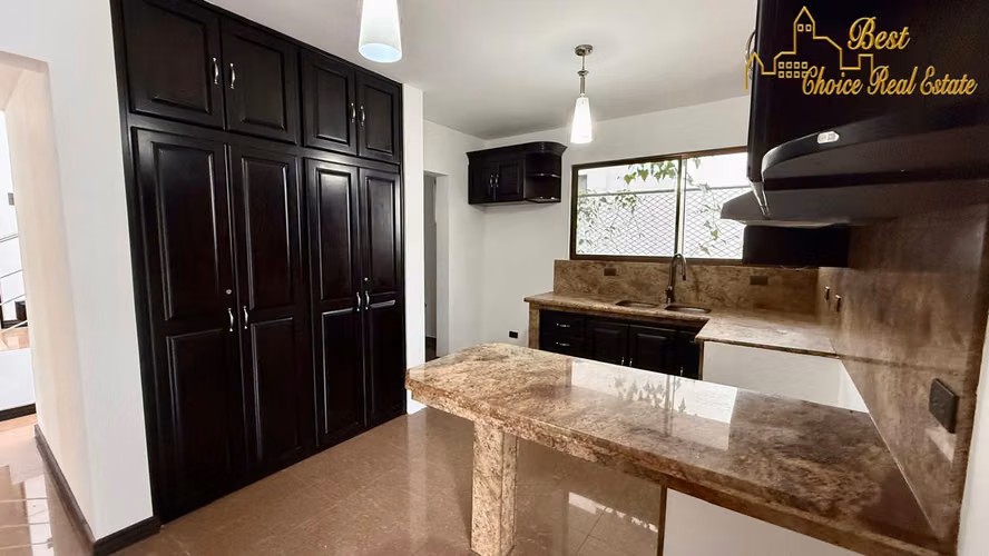 Casa en Alquiler en Residencial Francosta | Amplia  3 Habitaciones