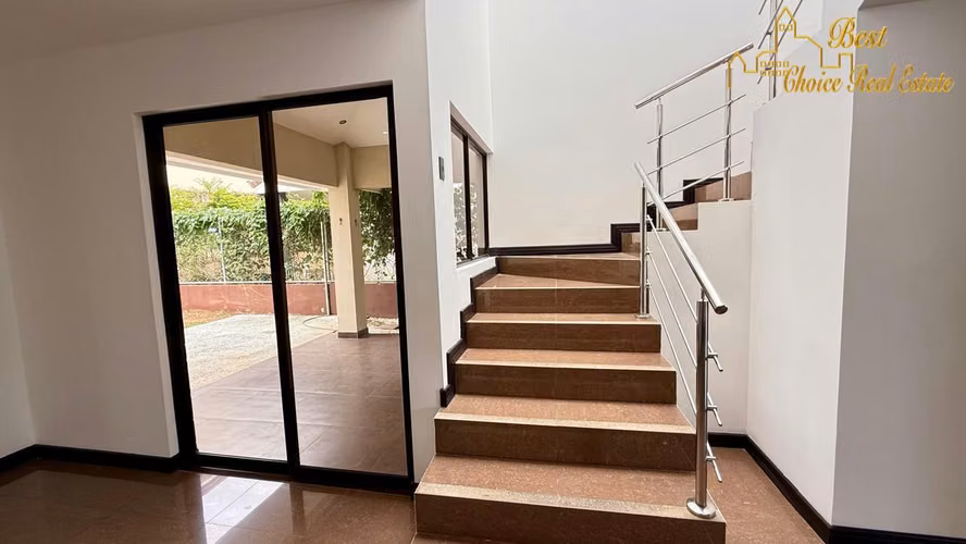 Casa en Alquiler en Residencial Francosta | Amplia  3 Habitaciones