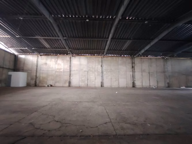 Heredia Bodega-800m2- Parqueo- 2bñ - Imagen 5