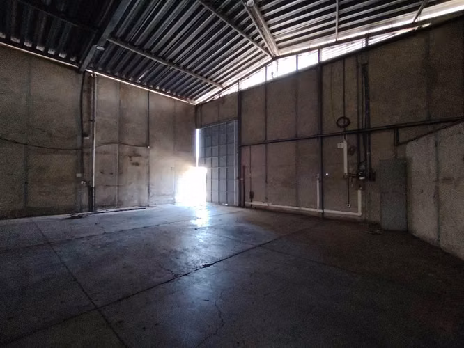 Heredia Bodega-800m2- Parqueo- 2bñ - Imagen 11