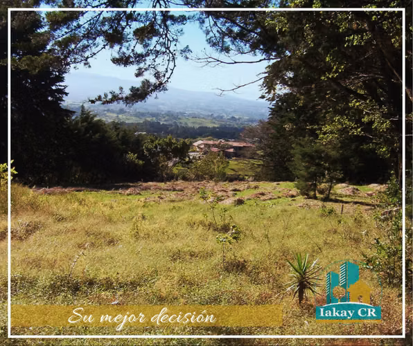 VENTA AMPLIO TERRENO VISTA AL VALLE SAN ISIDRO - Imagen 10