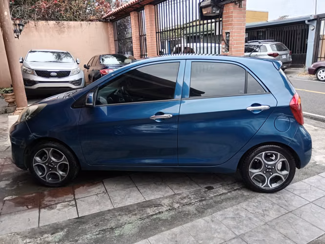 KIA PICANTO - Imagen 6