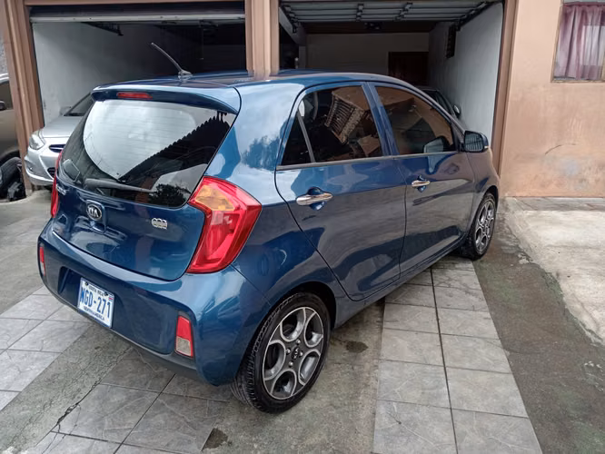 KIA PICANTO - Imagen 4