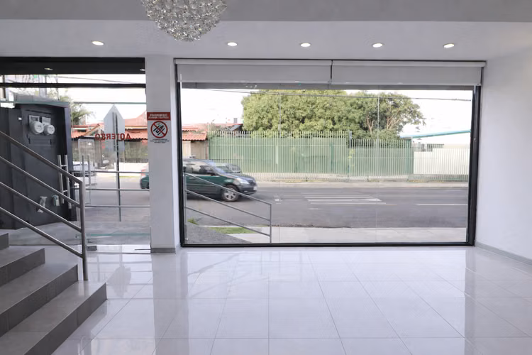 ALQUILER-Local Comercial– 200 m² | San Francisco de Heredia SPM