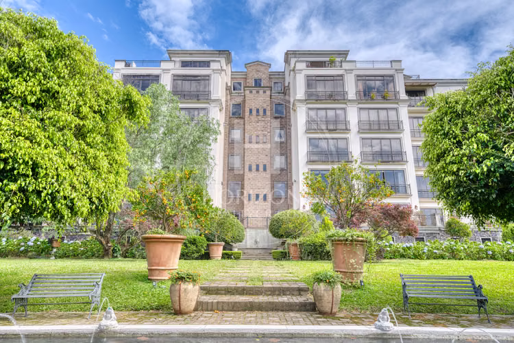 Se Vende Apartamento de Lujo en Torre el Olivar en Colinas de Montealegre Curridabat noj1253or