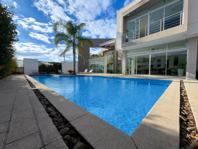 Venta de casa en Mercedes Norte, Heredia