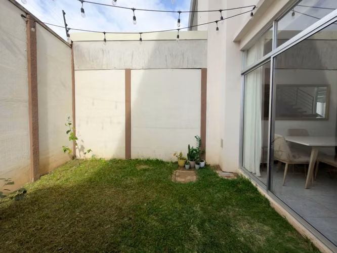 Venta de casa en Mercedes Norte, Heredia