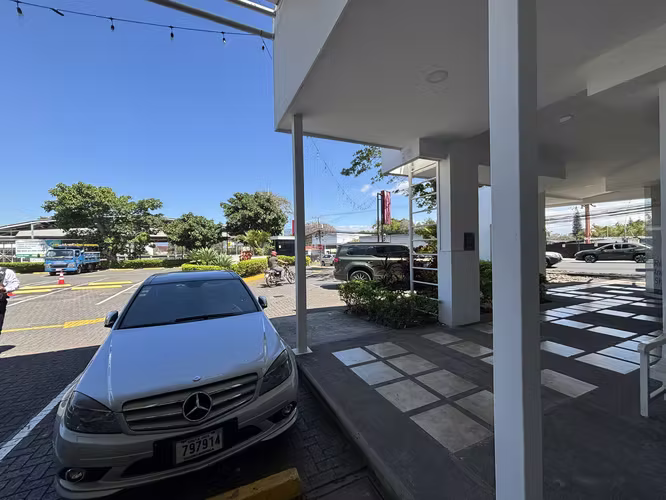 Local comercial 70m2 Escazú primer piso - Imagen 15