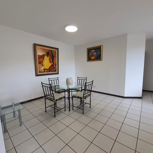 Apartamento Brisas del Oeste - Venta de inversión.