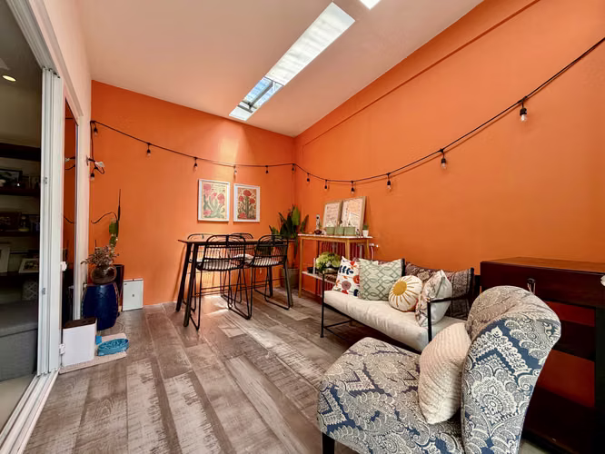 VENTA DE HERMOSA CASA EN CONDOMINIO DE 3 HABITACIONES, SANTA ANA - Imagen 2
