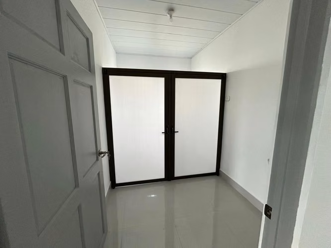 Alquiler de Local Comercial con Amplio Parqueo en San Pedro