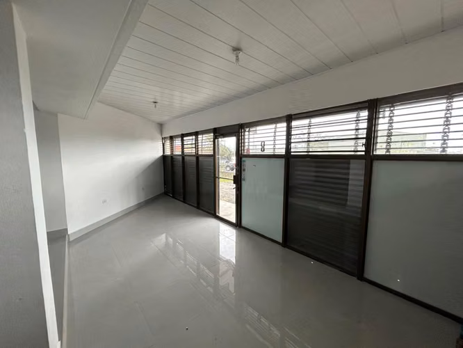 Alquiler de Local Comercial con Amplio Parqueo en San Pedro
