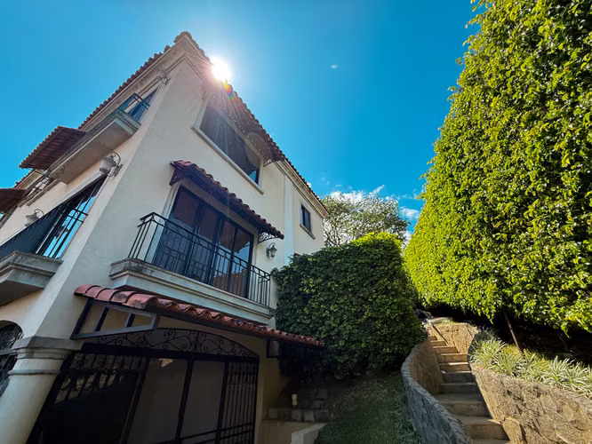 Se vende casa en Condominio Cerro Alto, Escazú - Imagen 4