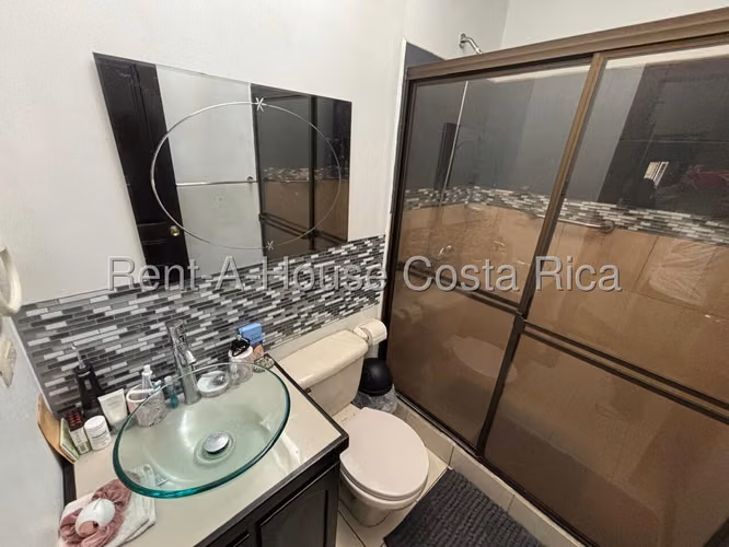 Venta de Casa en Condominio, Concepción de Tres Ríos | 2 Habitaciones | 2 Parqueos - Imagen 17