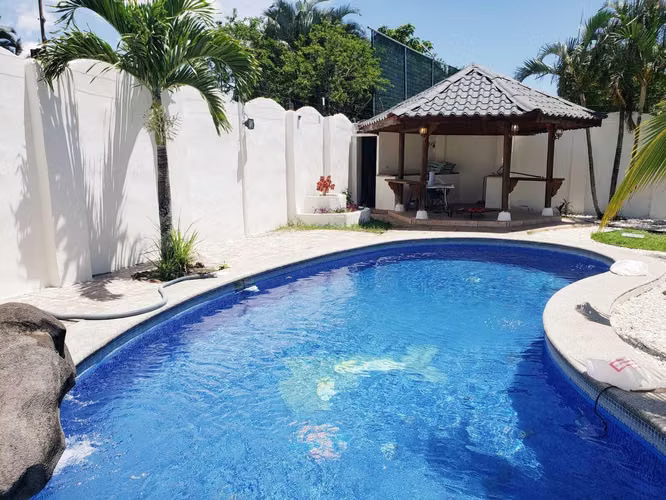 Venta de Casa en Santa Ana Piedades en lote de 1013 m2 - Imagen 7