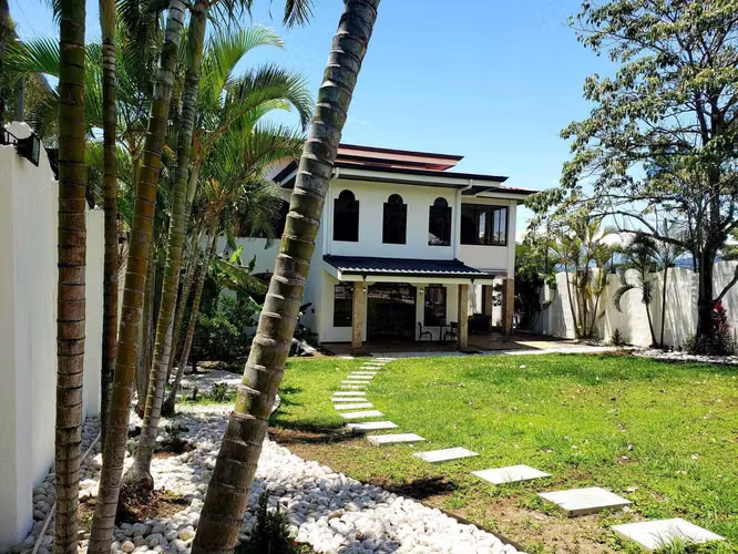 Venta de Casa en Santa Ana Piedades en lote de 1013 m2 - Imagen 10
