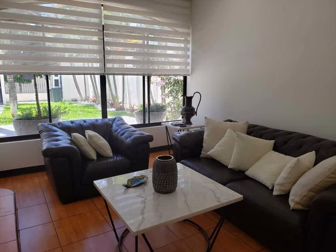 Venta de Casa en Santa Ana Piedades en lote de 1013 m2 - Imagen 11